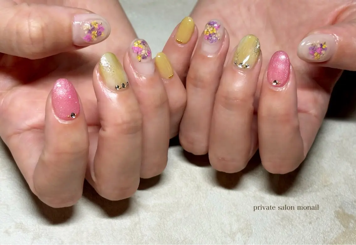 ネイル フラワーネイル nail salon monailのネイルデザイン