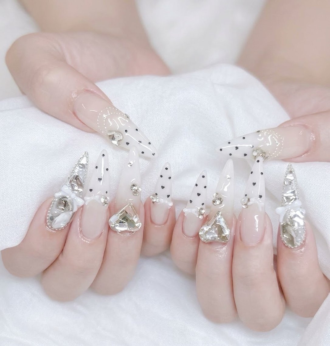 ロング 韓国風ヘア ロング ハンドネイル ハンドケア CHIBI NAIL SALON 船橋のネイルデザイン