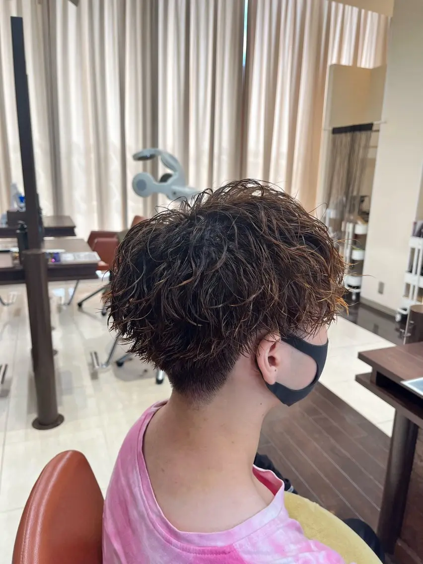 ショート パーマ メンズ メンズパーマ ツイストスパイラルパーマ スパイラルパーマ 🧊メンズ特化🧊 高木航希のヘアスタイル