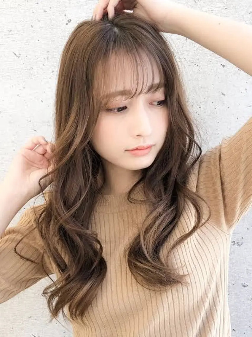 ロング パーマ 竹谷 奈津実のヘアスタイル