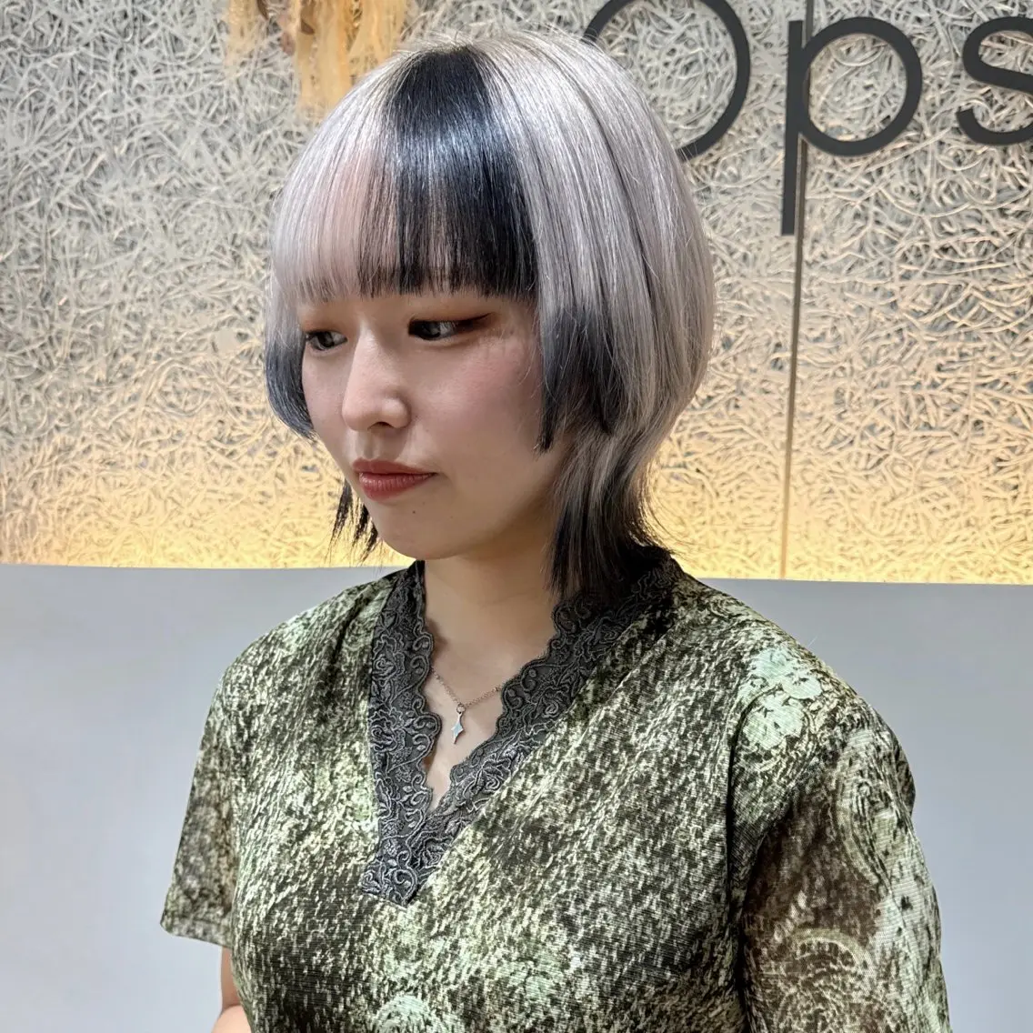 ミディアム カラー 黒髪 カット ヘアカラー トリートメント 🌱ブリーチ・透明感 カラー/mapi🦭のヘアスタイル