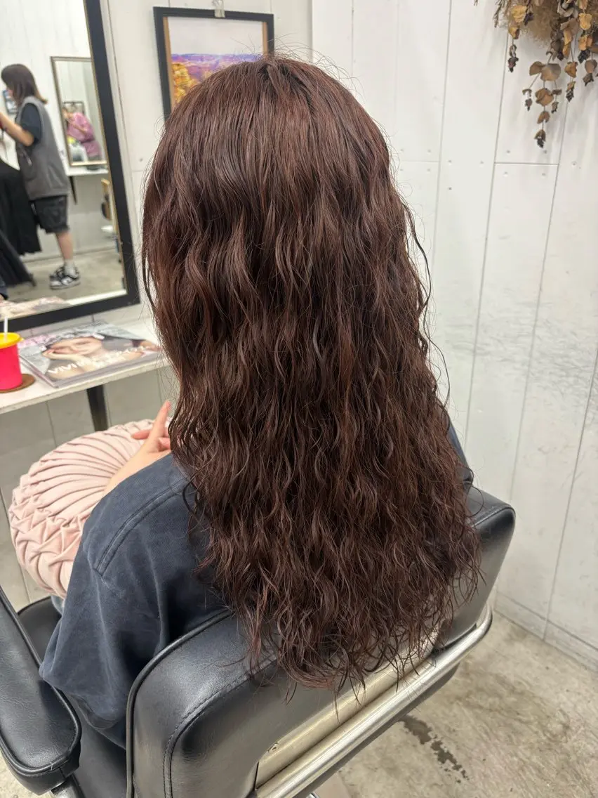 ロング パーマ カット パーマ トリートメント Ann./艶髪 /レイヤーカットのヘアスタイル