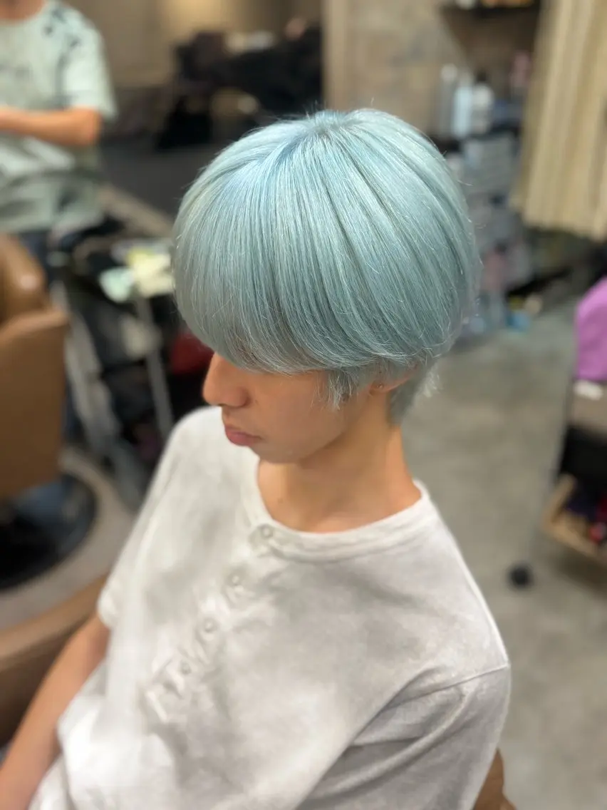 ショート メンズ ヘアカラー Arphy/ /のヘアスタイル