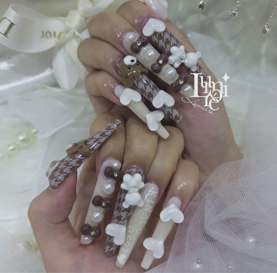 ネイル ロングネイル スーパーロングネイル ハンドネイル Lumière｜ ロング｜ワンホンのネイルデザイン