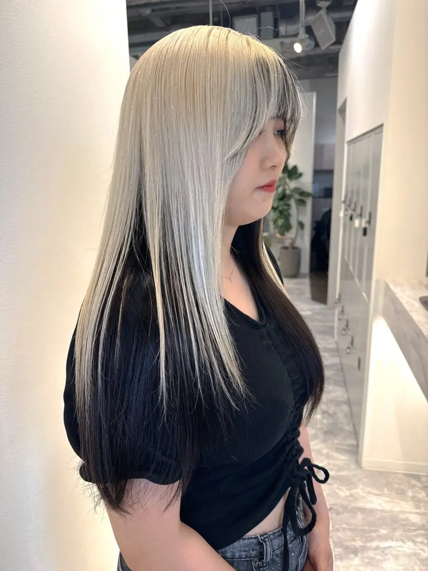 ロング カラー ヘアカラー Amelie yunのヘアスタイル
