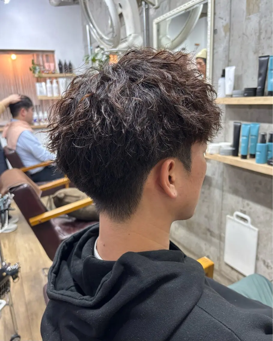 ショート パーマ メンズ メンズパーマ ツイストスパイラルパーマ スパイラルパーマ メンズパーマ /マッシュ/ヨシダのヘアスタイル