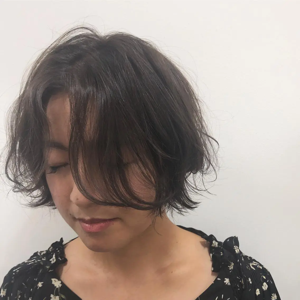 ショート 顔周りの垢抜けヘア 立山あいりのヘアスタイル