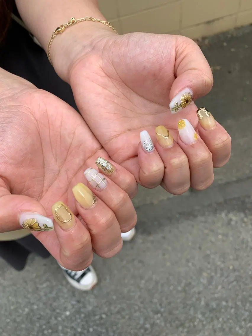 ネイル ハンドネイル 渡辺 えりなのネイルデザイン