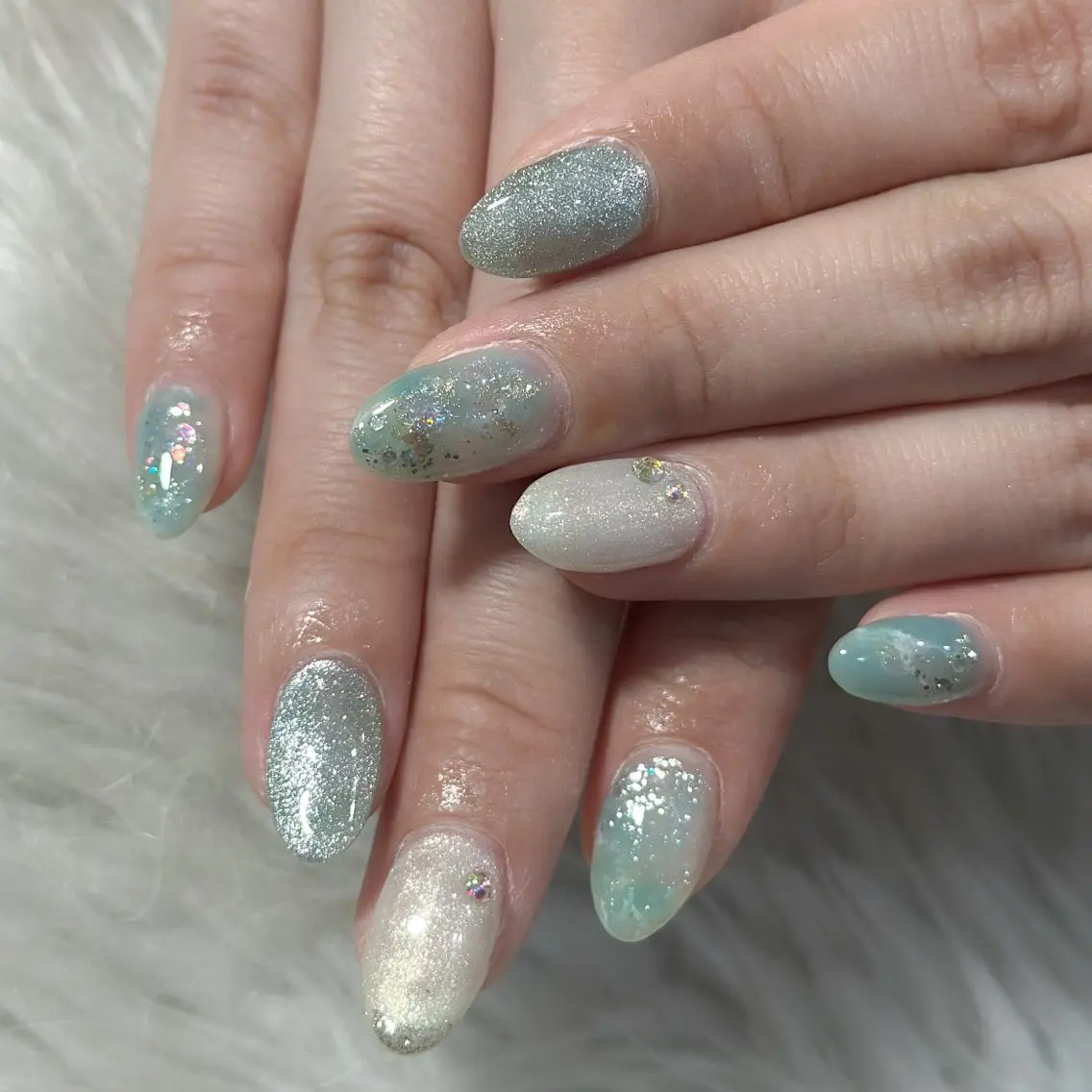ネイル ハンドネイル フットネイル LAVISH nanamiのネイルデザイン