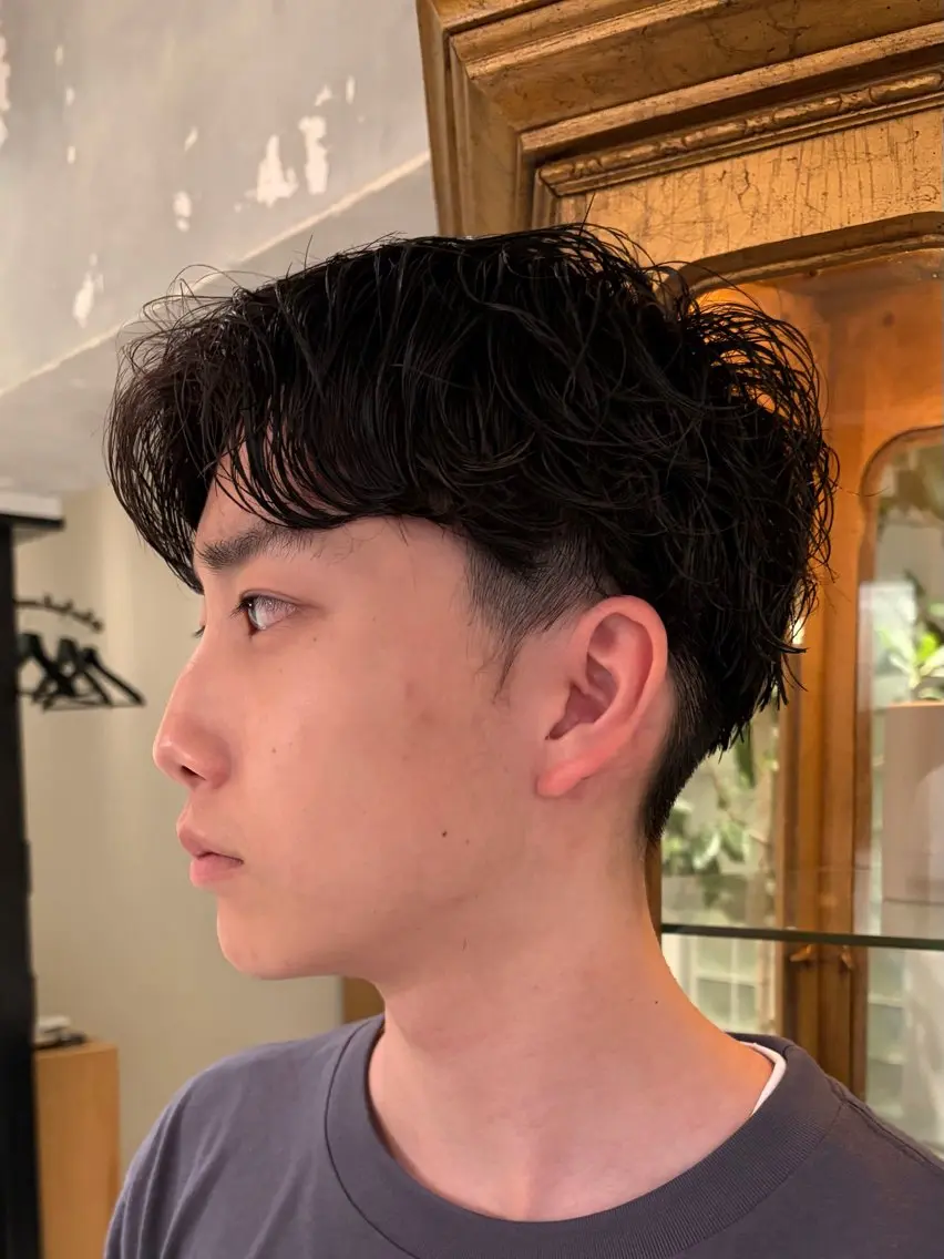 ミディアム パーマ メンズ ミディアムパーマ メンズパーマ 千田 珠子のヘアスタイル