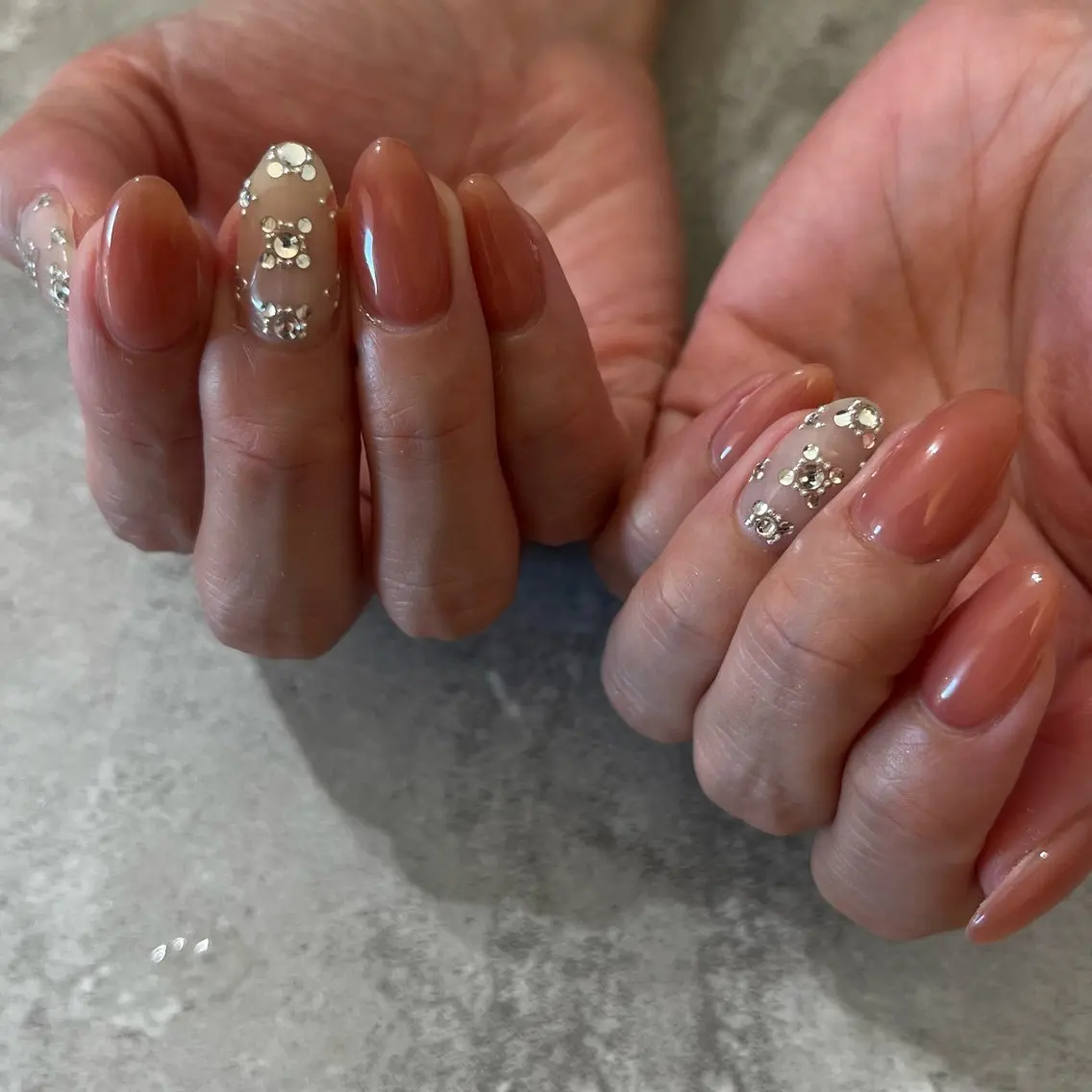 ネイル アートネイル キラキラネイル ストーンネイル ハンドネイル Lélia nailのネイルデザイン