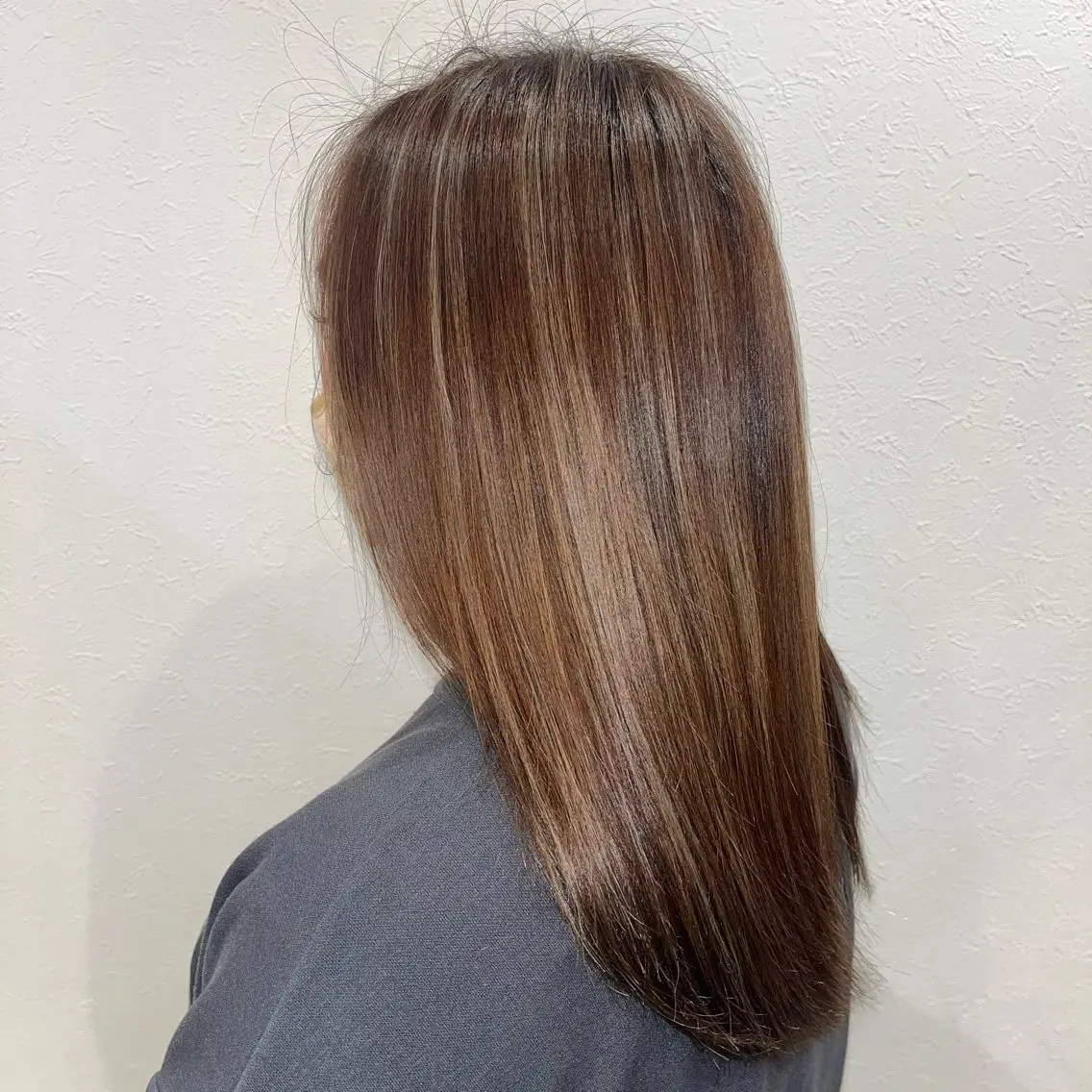 カラー ハイライトカラー 加藤 菜々子のヘアスタイル
