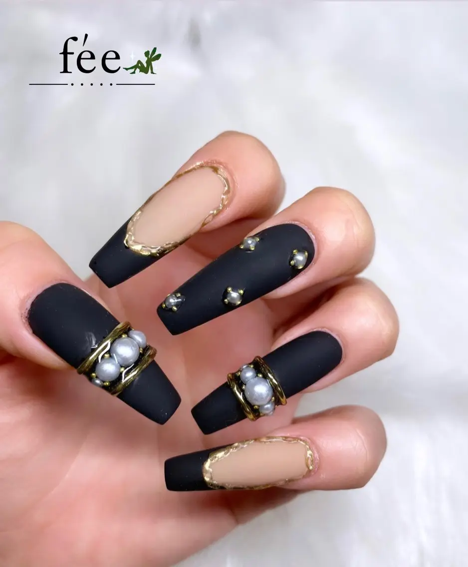 ネイル 成人式 フットネイル フレンチネイル ジェルネイル 韓国ネイル ハンドネイル nail salon fee(フィー)のネイルデザイン