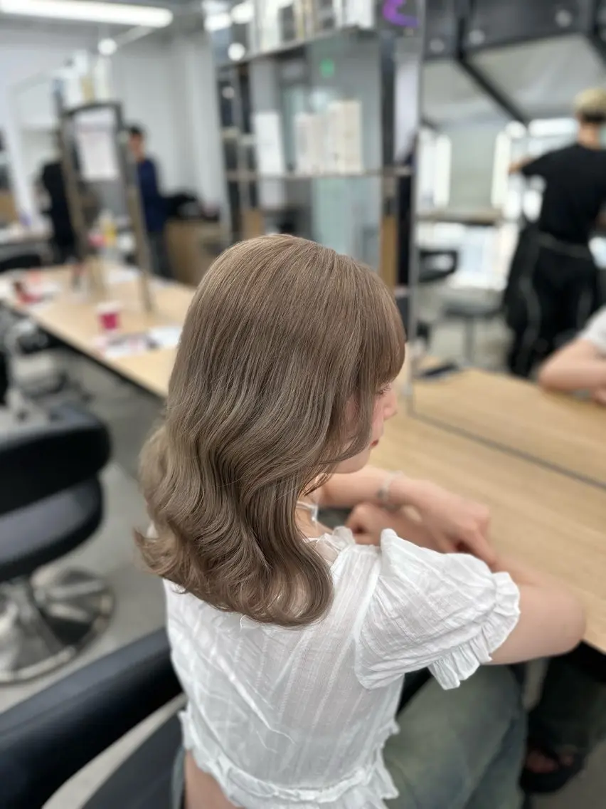 カラー 透明感カラー🫧 EMAのヘアスタイル