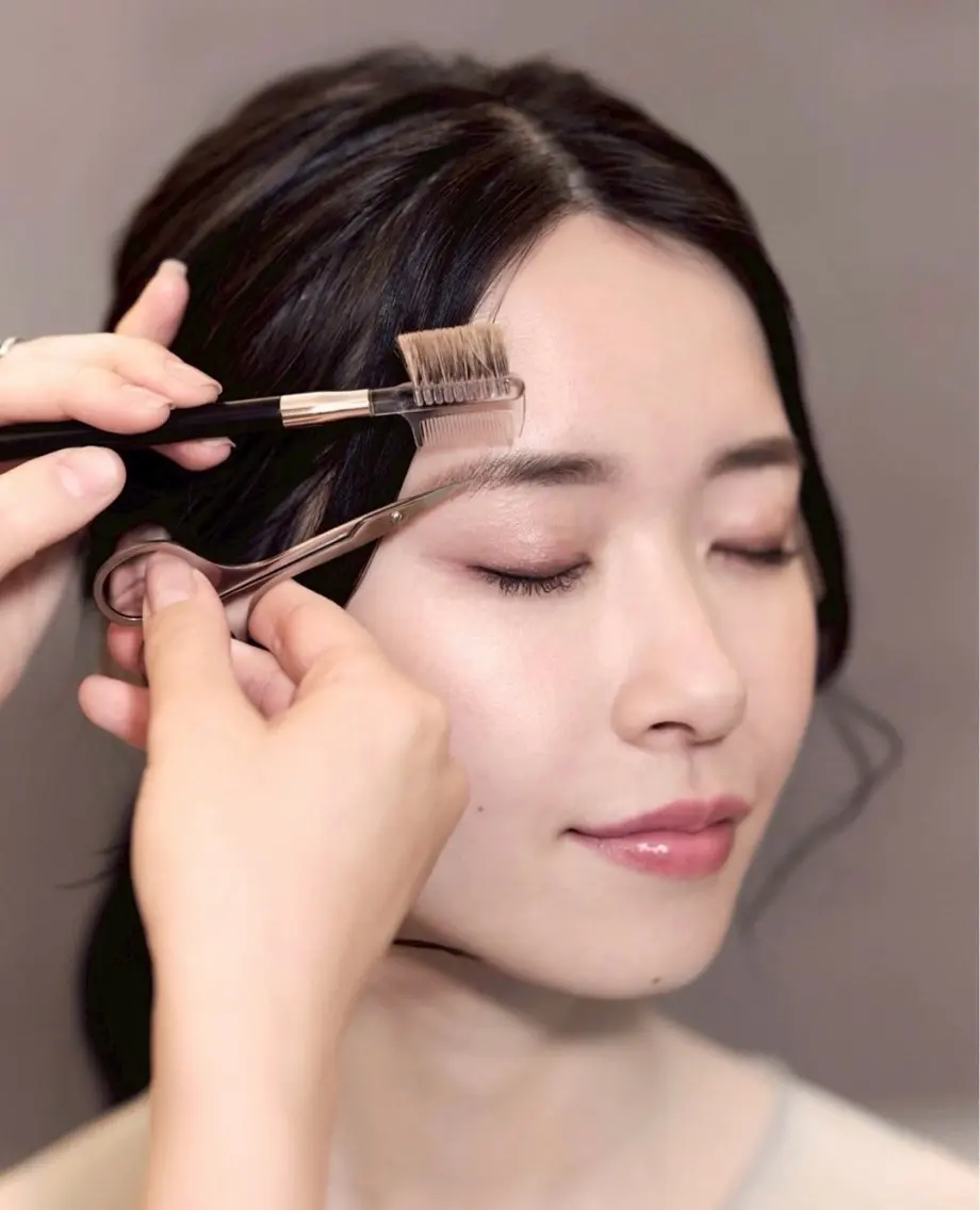 アイブロウ 眉カット suzu 🤍 【 grace 】のヘアスタイル