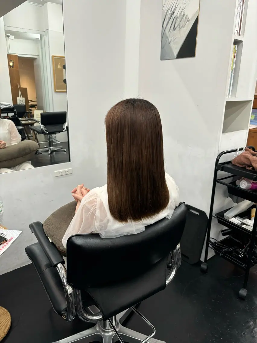 セミロング 縮毛矯正 縮毛矯正 ヘアセット 【ヤマザキアヤメ】 艶カラー/縮毛矯正のヘアスタイル