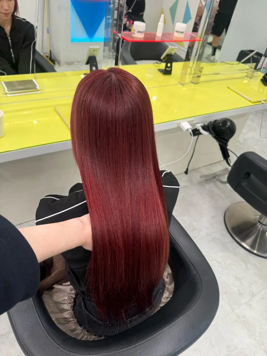 ロング カラー ヘアカラー ダメージレスハイ トーン💖kanonのヘアスタイル