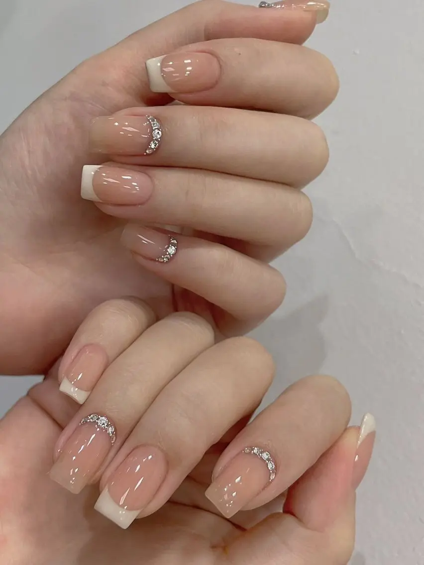 ネイル ジェルネイル ハート 韓国ネイル ニュアンスネイル パラジェル Nikoネイルサロン 高田馬場店のネイルデザイン