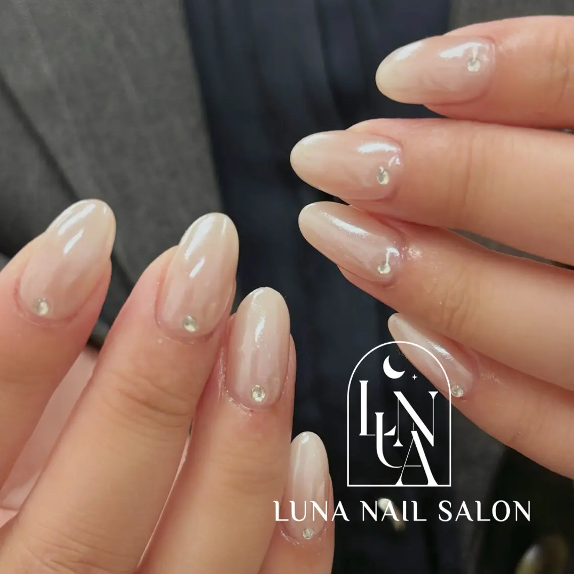 ネイル アートネイル フレンチネイル ジェルネイル ガラスフレンチ 韓国ネイル ハンドネイル ハンドケア LUNA Nail salon💕のネイルデザイン