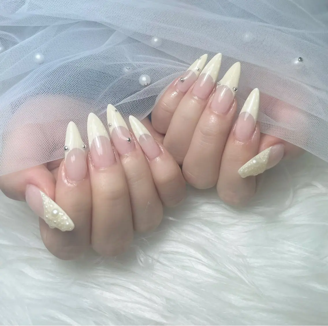 ネイル チークネイル フットネイル ジェルネイル マグネットネイル 持ち込み ハンドネイル King Nail_Salonのネイルデザイン