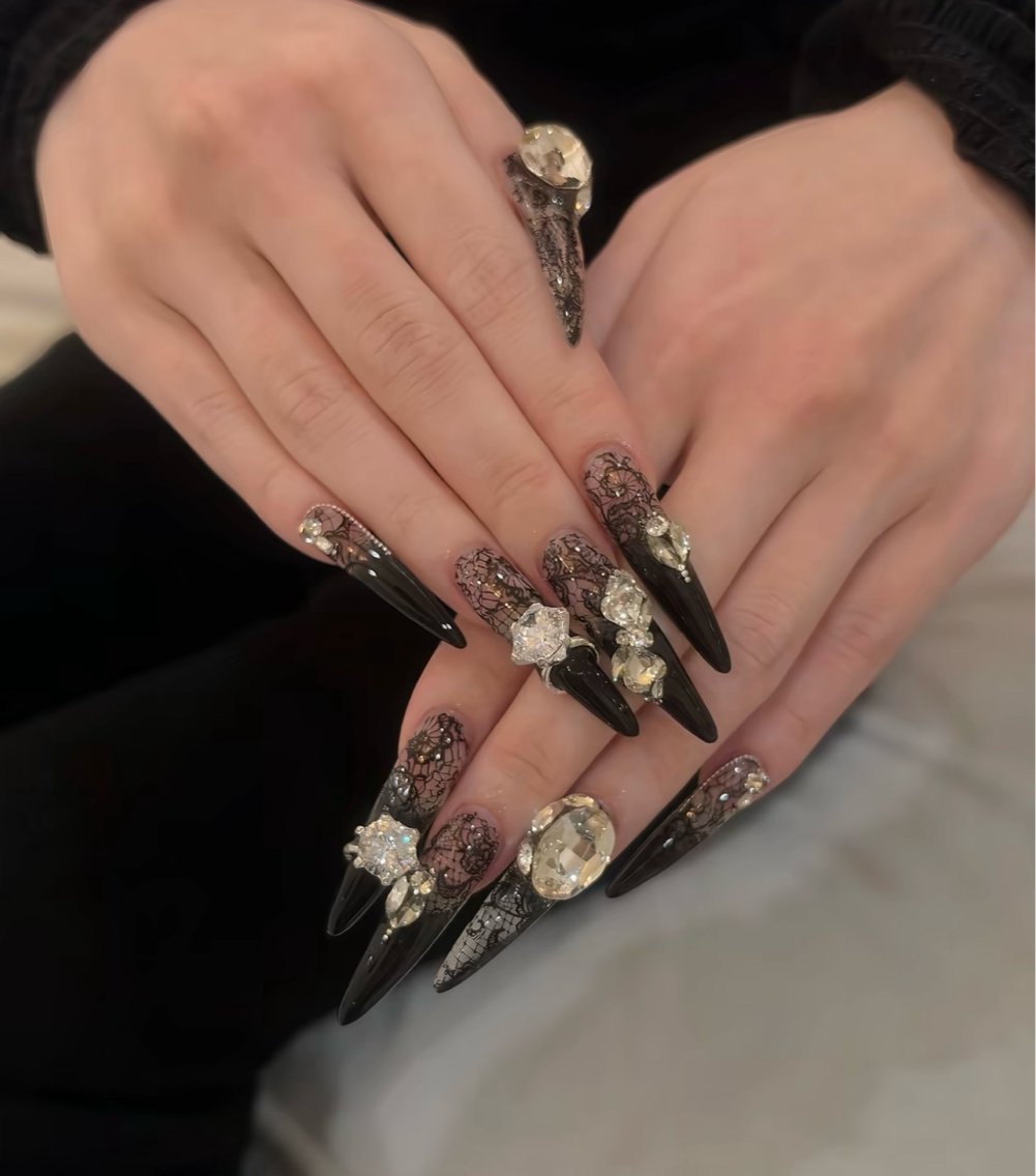 ネイル 持ち込み ハンドネイル NiJi Nailsのネイルデザイン