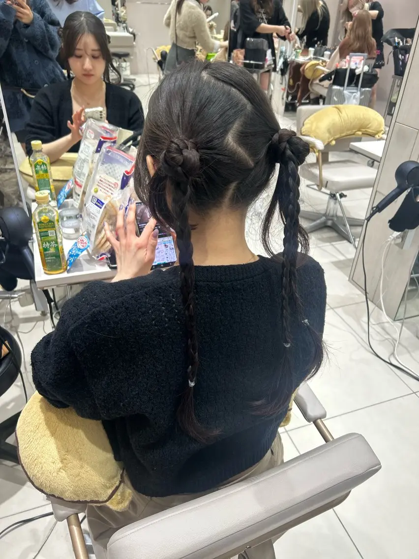 セミロング ヘアセット 🎀大竹美侑/顔まわ りカット/レイヤーのヘアスタイル