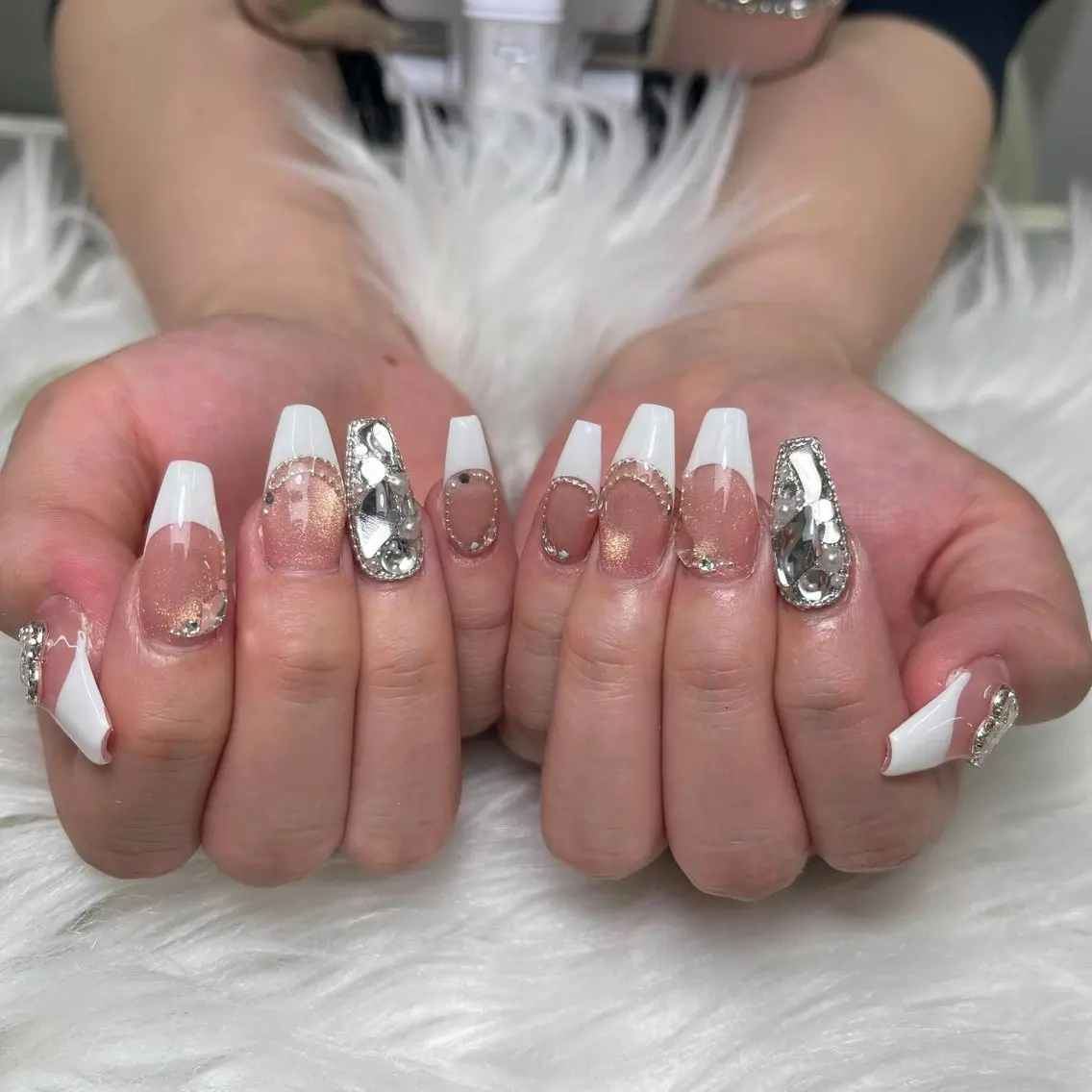 ネイル アートネイル 持ち込み ハンドネイル ハンドケア Dyo Nailのネイルデザイン