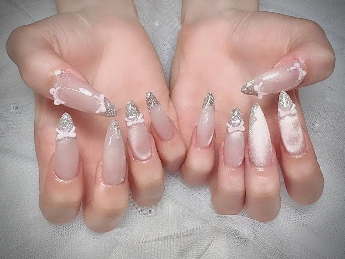 ネイル グラデーション 韓国ネイル マグネットネイル ニュアンスネイル オフィスネイル ハンドネイル Hana Rose Nailのネイルデザイン