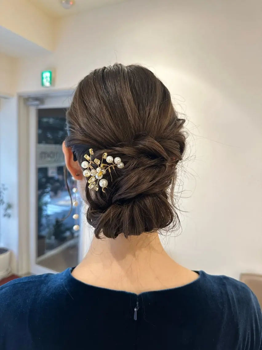 ロング カラー ヘアアレンジ タイトボブ個性派カラ ーAKANEのヘアスタイル