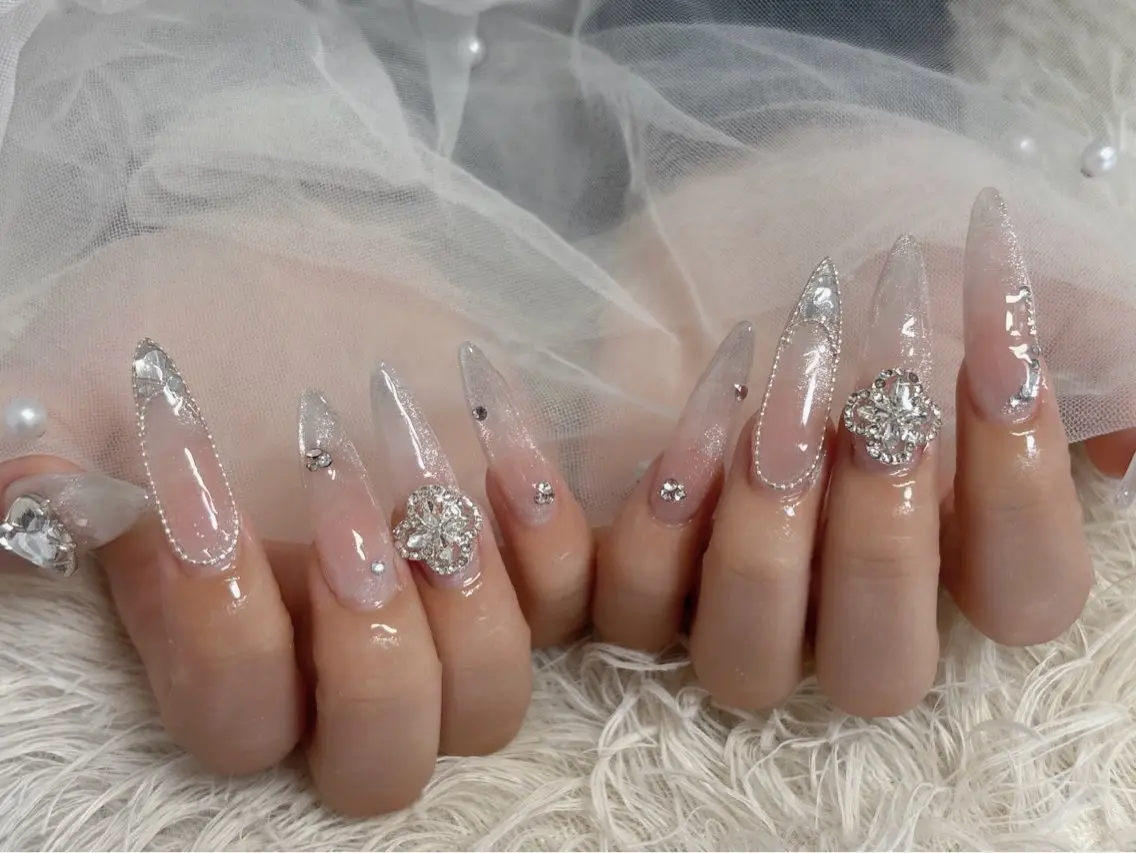ネイル チークネイル マグネットネイル ハンドネイル nail salon はるりのネイルデザイン