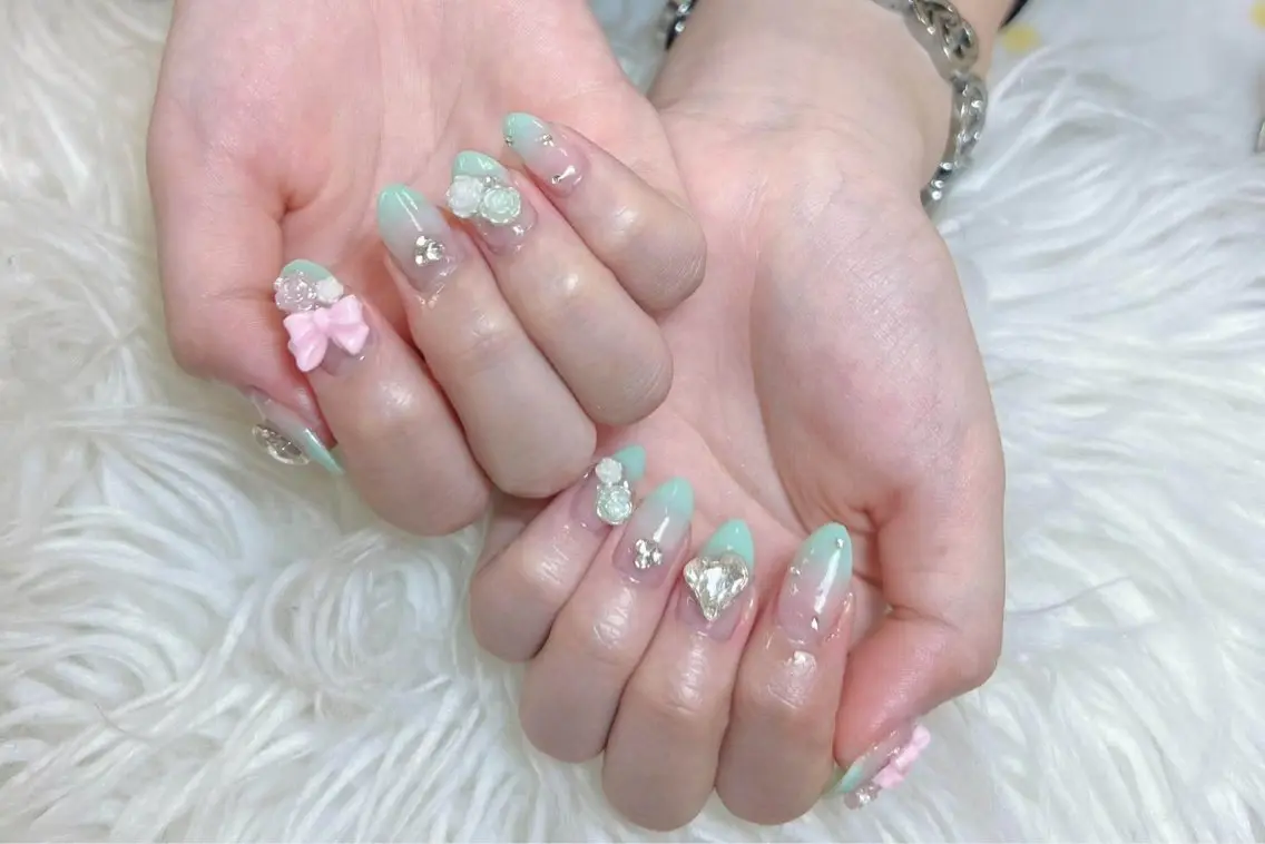 ネイル ハンドネイル ANH NAIL ゴテゴテ専門店💎のネイルデザイン