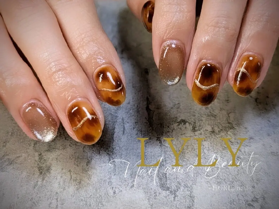 ネイル べっ甲ネイル LYLY ✾ai✾のネイルデザイン