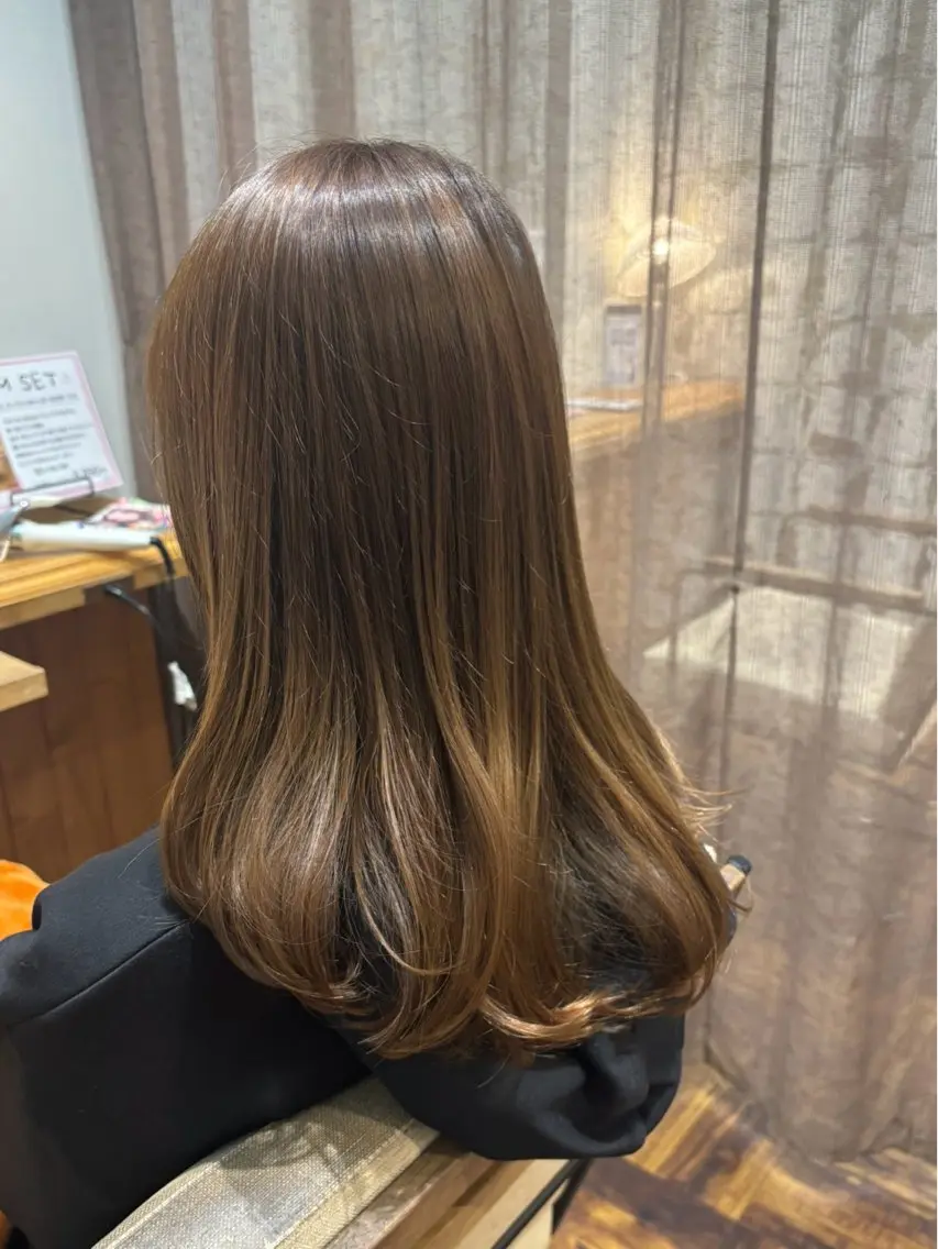 似合わせカット＋艶カラー＋4step トリートメントの写真