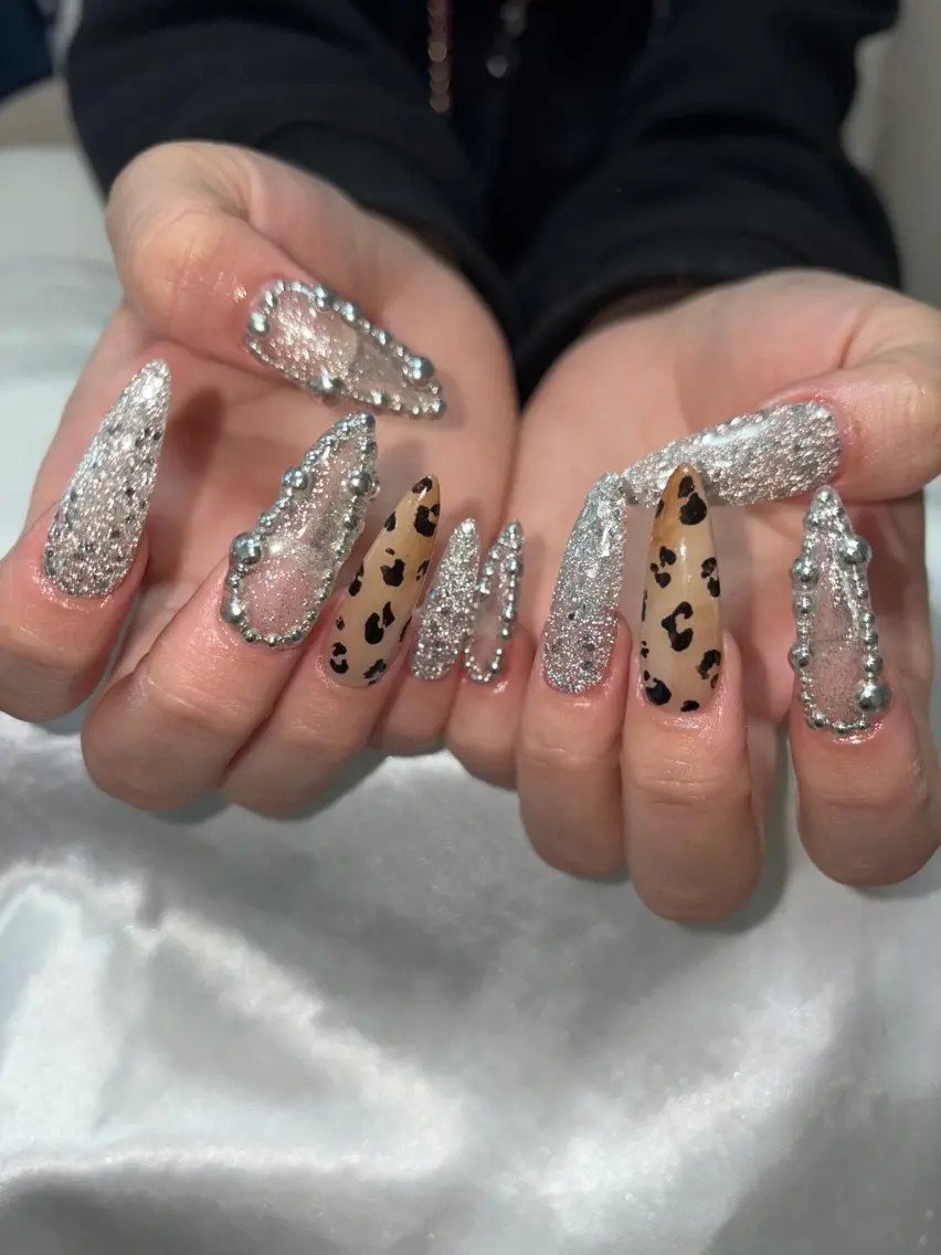 ネイル ハンドネイル nailroom‪ sb‪‪𓈒𓂂𓏸のネイルデザイン