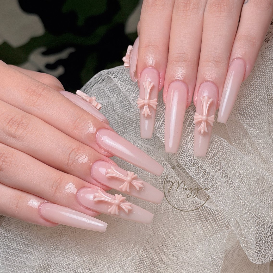 ネイル ハンドネイル Maggie Nail🦩BiKiのネイルデザイン