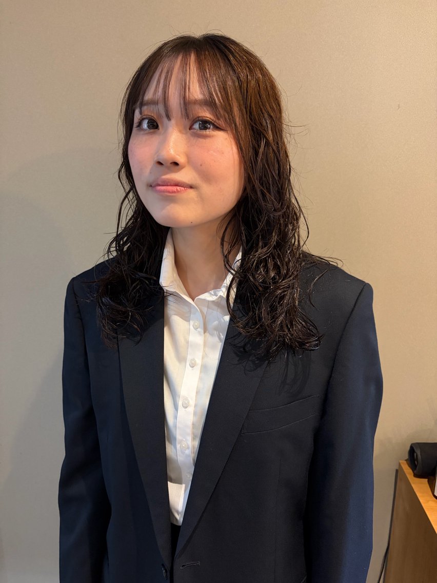 セミロング パーマ 土川 陽菜のヘアスタイル