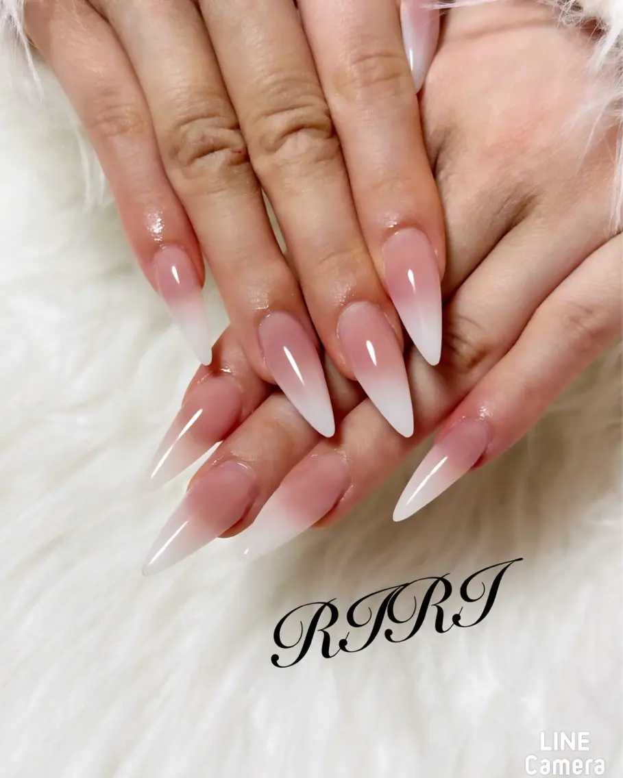 ネイル ジェルネイル ロングネイル スカルプネイル シンプルネイル 春ネイル riri オーナーのネイルデザイン