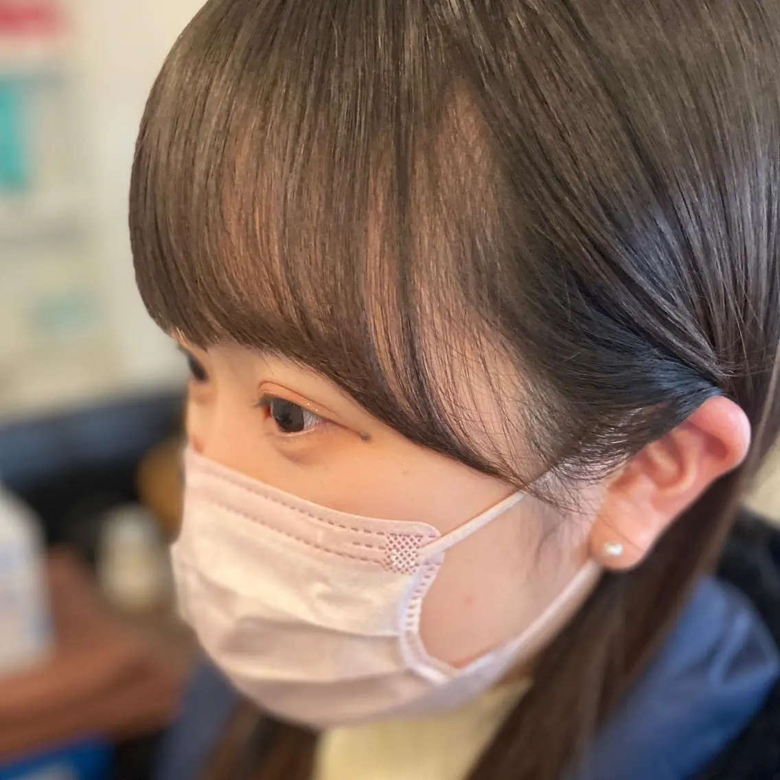 ミディアム カラー パーマ ヘアアレンジ メンズ キッズ ネイル マツエク・マツパ アイブロウ ミディアムパーマ メンズハイライト メンズパーマ ブラウンカラー ケアカラー 久木原 ゆりのヘアスタイル