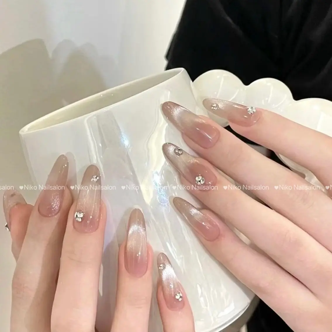 ネイル チークネイル 長さ出し フットネイル フレンチネイル ジェルネイル Nikoネイルサロン 高田馬場店のネイルデザイン