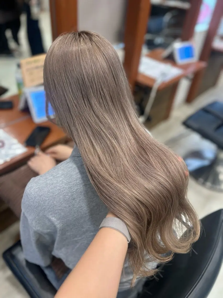 カラー ブリーチ 透明感カラー ダブルカラー ブリーチなしカラー 髪質改善 🎀透明感/レイヤ ー/Kotona🎀のヘアスタイル