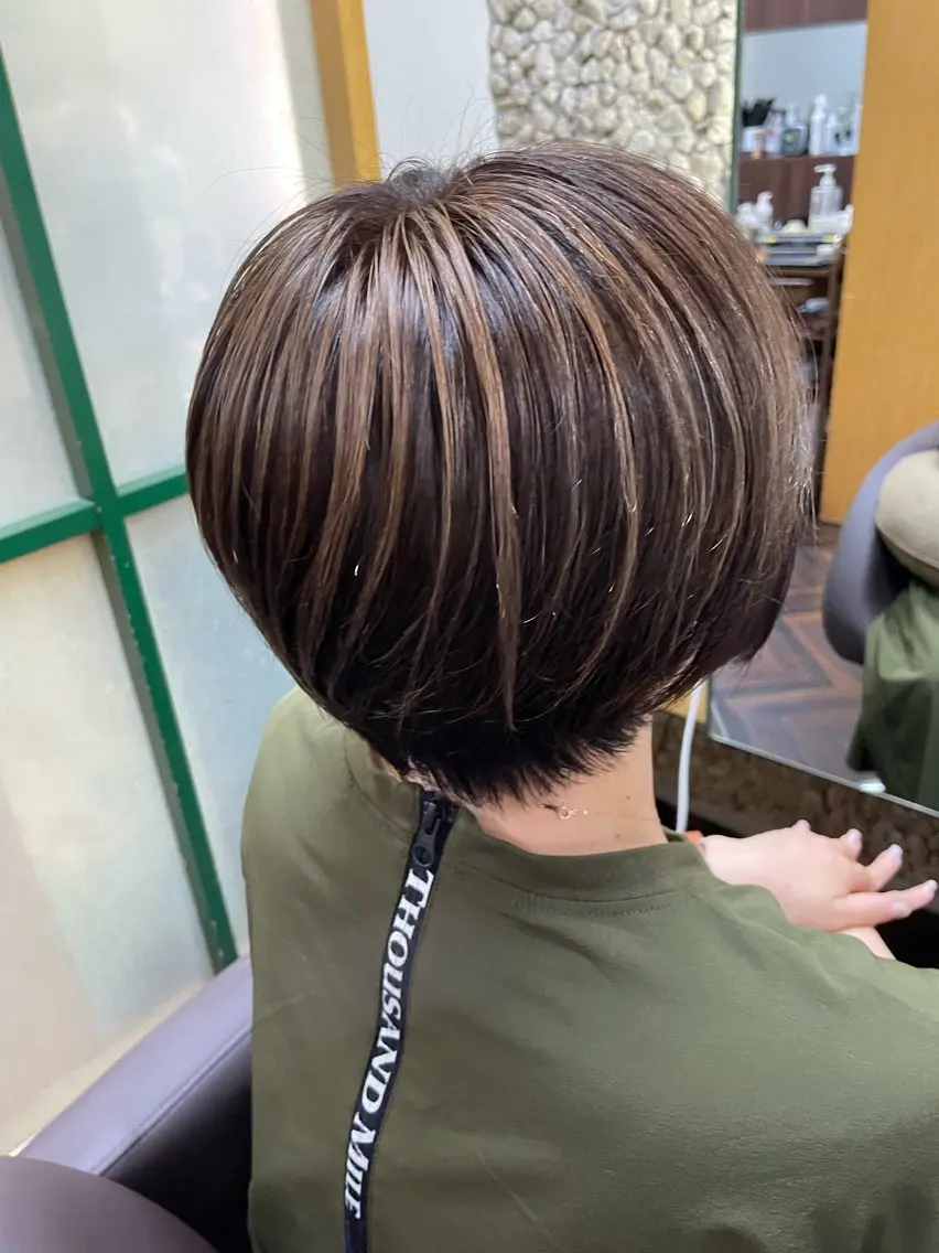ショート カラー ハイライトカラー ハイライト katae sayoriのヘアスタイル