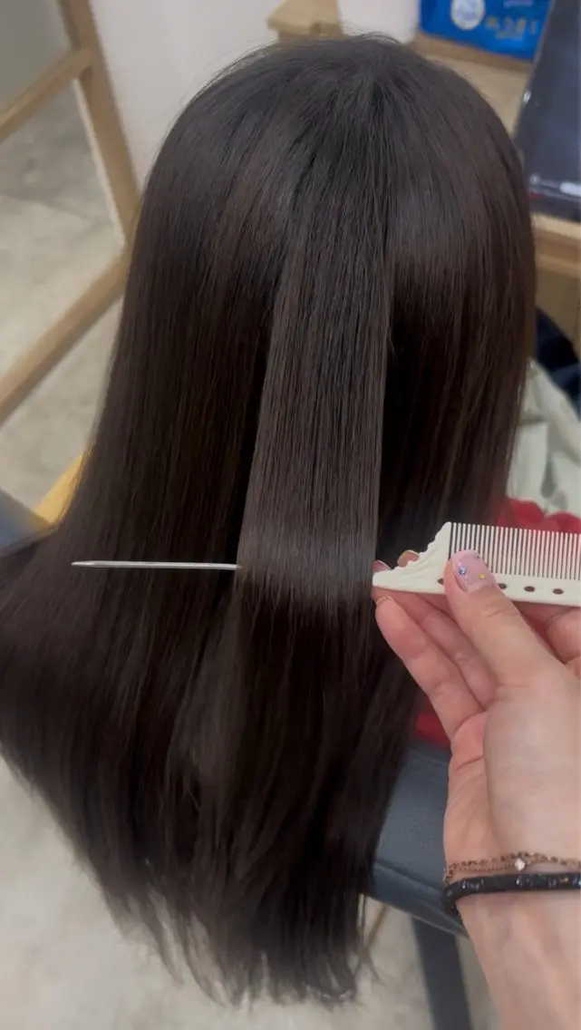 ロング 縮毛矯正 宮本 エリカのヘアスタイル