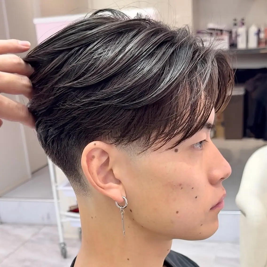 ショート パーマ メンズ カット パーマ 岩城 滉成のヘアスタイル