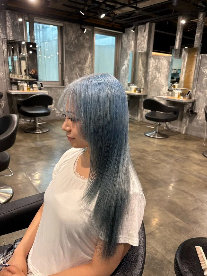 ロング カラー ヘアカラー ハイトーン 横浜💞ミオのヘアスタイル