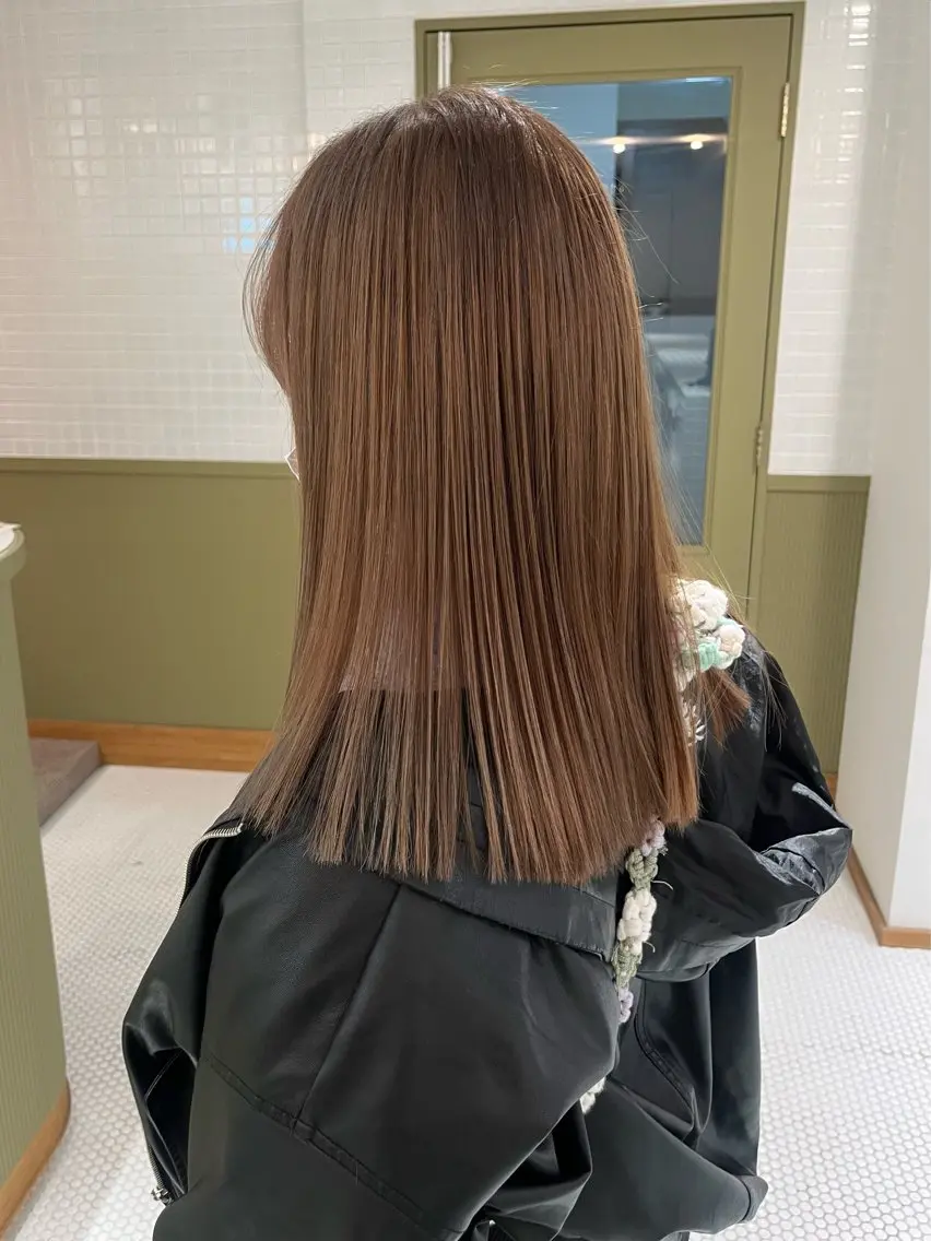 セミロング カラー ベージュカラー ブリーチ ダブルカラー ミルクティーベージュ ブリーチなしカラー マンツーマン美容師 立川　♡MIHO♡のヘアスタイル
