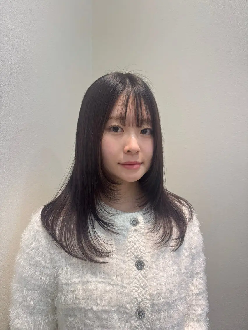 セミロング レイヤーカット カット ヘアカラー トリートメント 堀越 美羽のヘアスタイル
