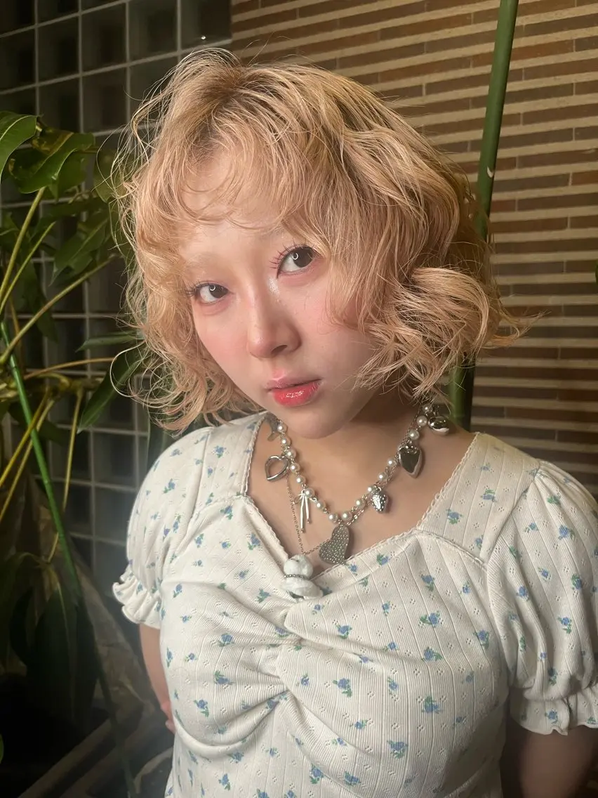 ミディアム ヘアカラー Daisy／大名 ・天神／はやしれいのヘアスタイル