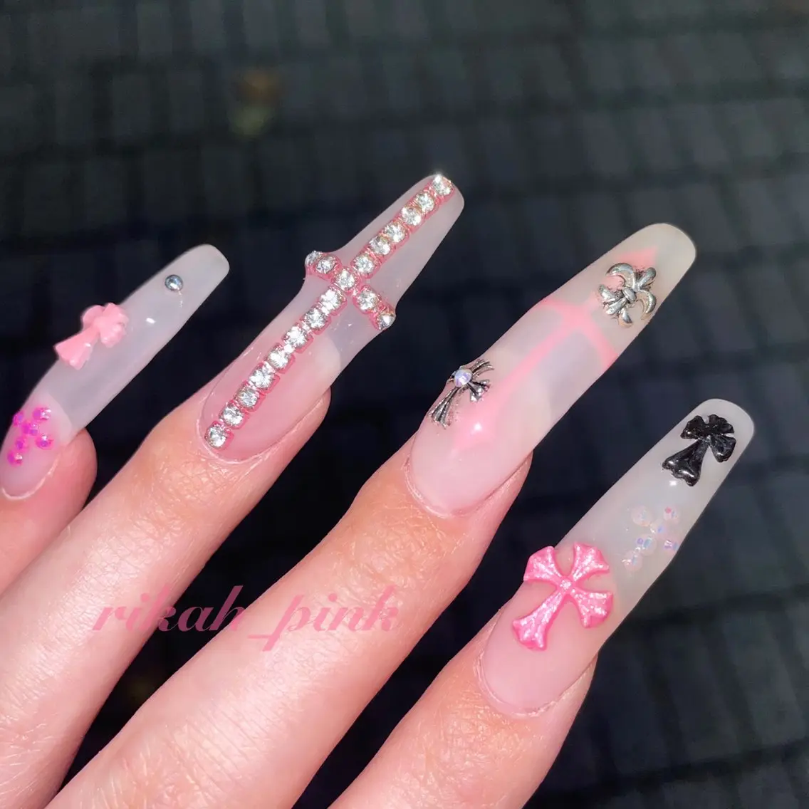 ネイル アートネイル スカルプネイル HIKA🦋 個性派スカルプネイルのネイルデザイン