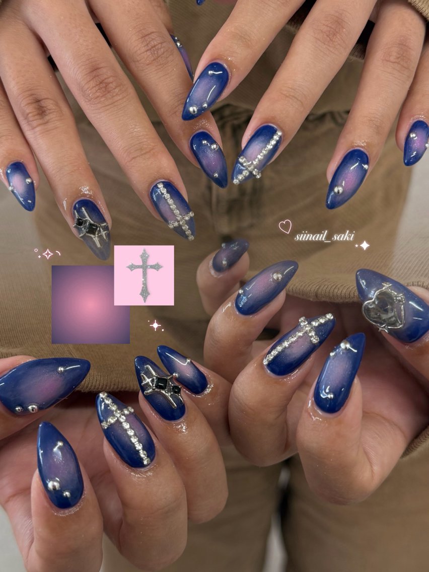 ネイル Siinail 🤍SAKIのネイルデザイン