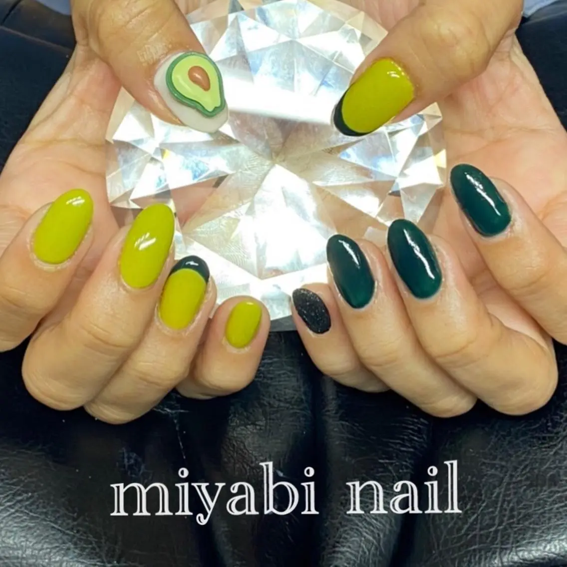 ネイル フレンチネイル ジェルネイル グリーン 持ち込み 春ネイル ハンドネイル miyabi nail 桂川駅近くのネイルデザイン